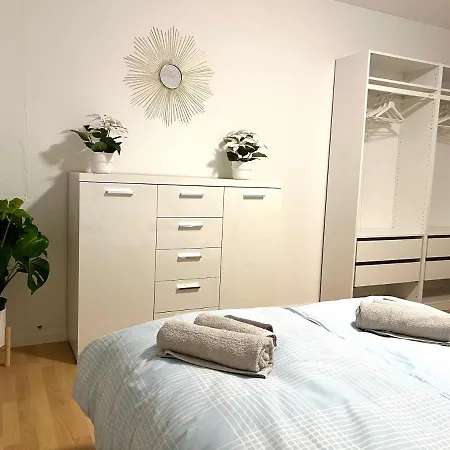 Moderne In Mit Balkon, Wehome Komfort * Leimen (Baden)