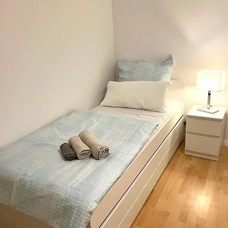 Moderne In Mit Balkon, Wehome Komfort Apartment Leimen (Baden)