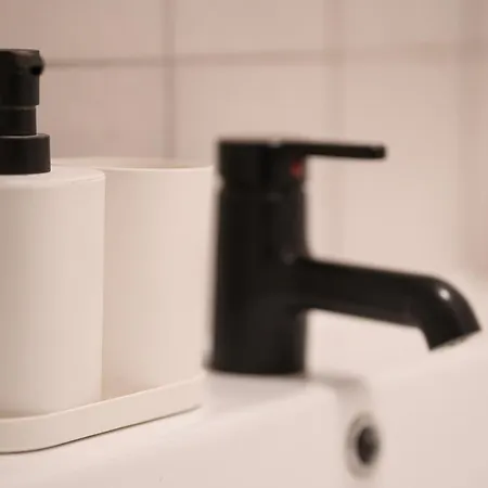 Moderne In Mit Balkon, Wehome Komfort Appartement *