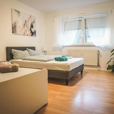 Moderne In Mit Balkon, Wehome Komfort Apartment